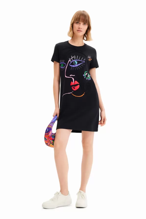 Arty face T-shirt dress