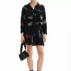 Short illustration shirt dress