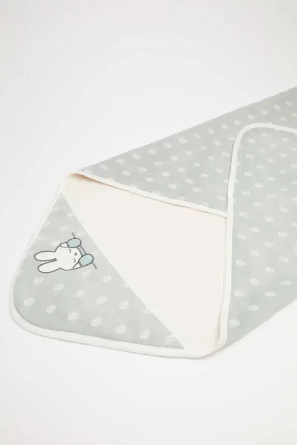 Hooded baby towel Miffy flowers