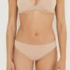 Classic invisible microfiber briefs