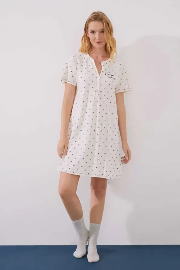 Heart print nightgown