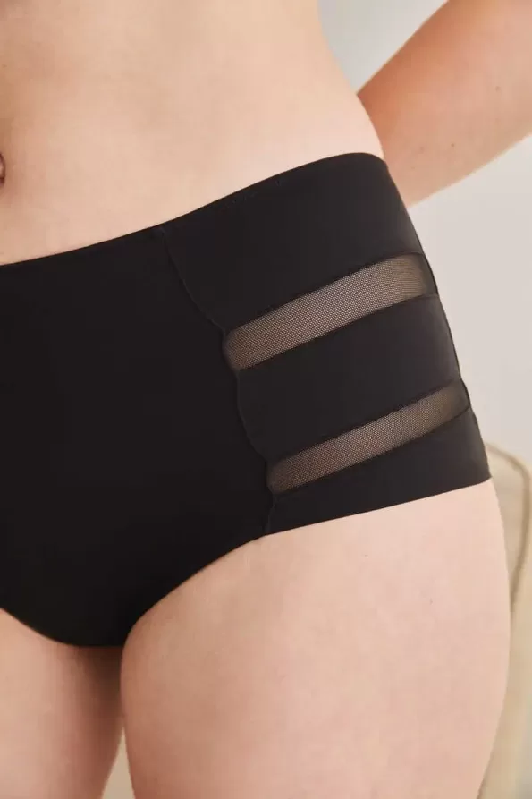 High semi-shaping briefs