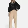 Wide leg trousers