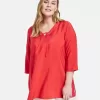 Blouse top with 3/4-length sleeves