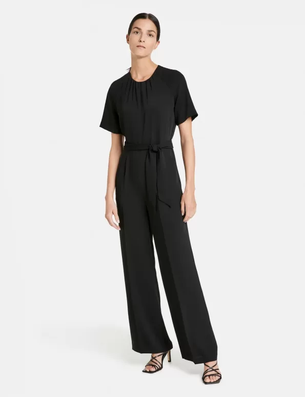 Jumpsuit with a waistband