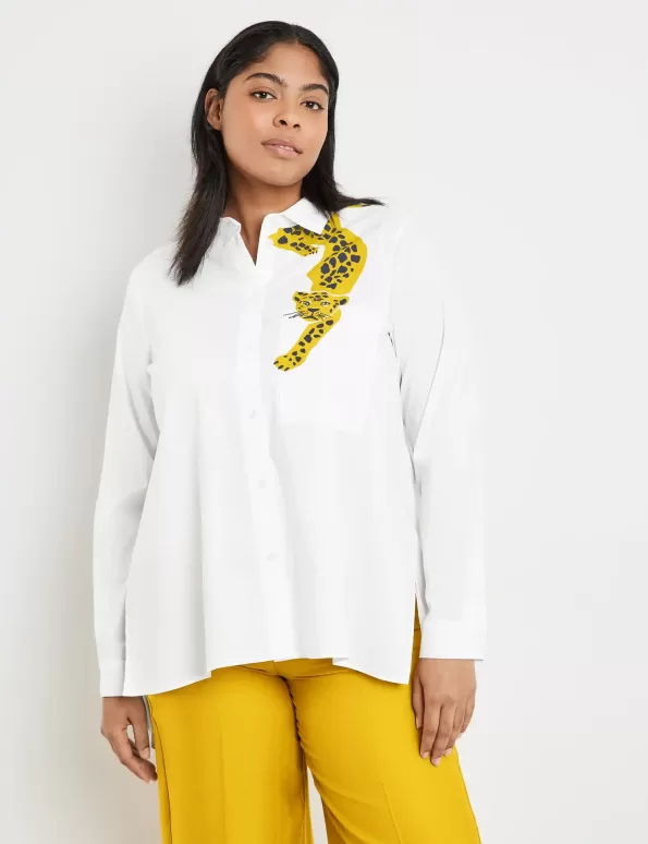 Long blouse with a leopard motif