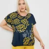 Short sleeve top in a mix of materials
