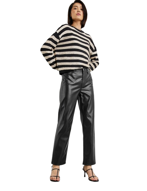 3/4-length faux leather trousers in a straight fit