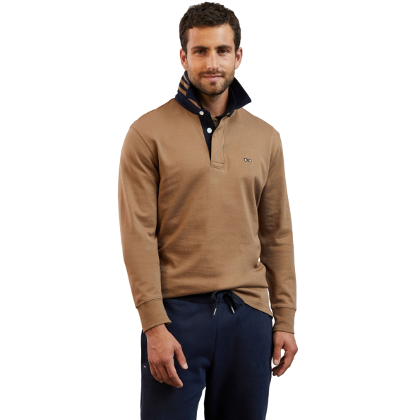 long-sleeved rugby shirt