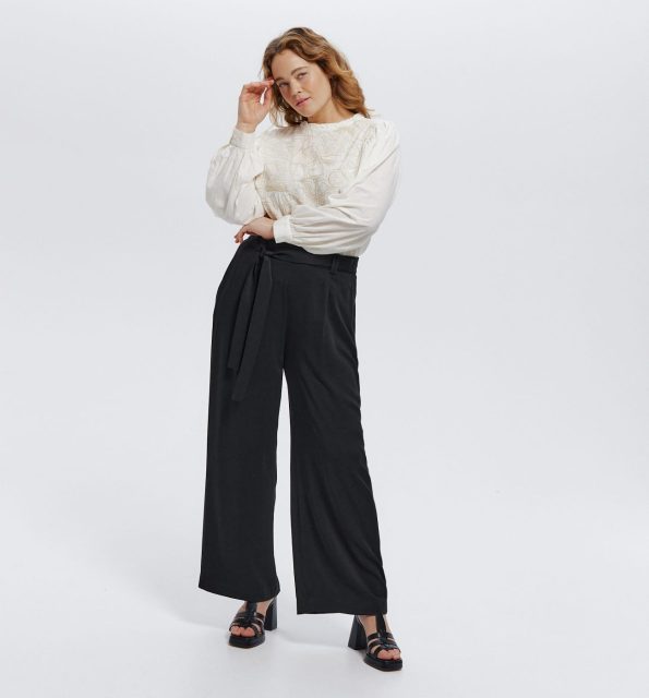 High-waist wideleg trousers
