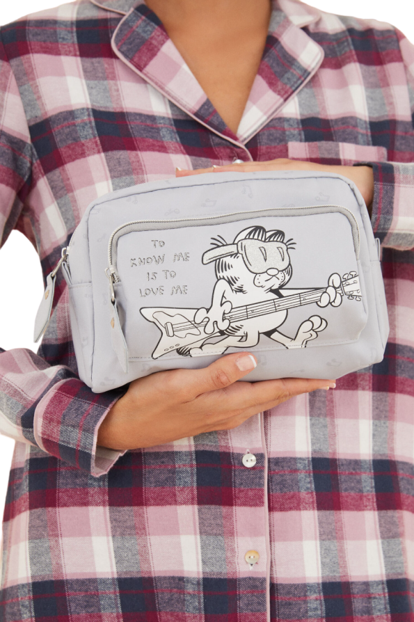 Garfield Medium Toiletry Bag