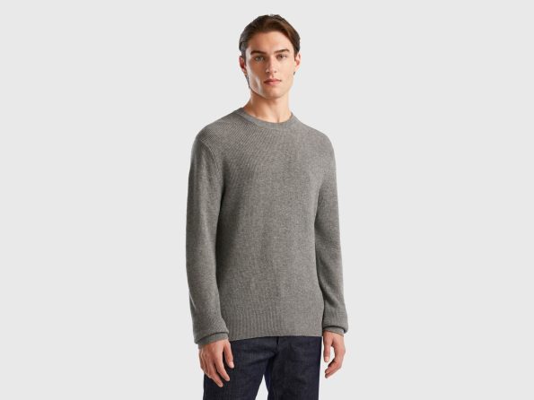 CASHMERE BLEND SWEATER