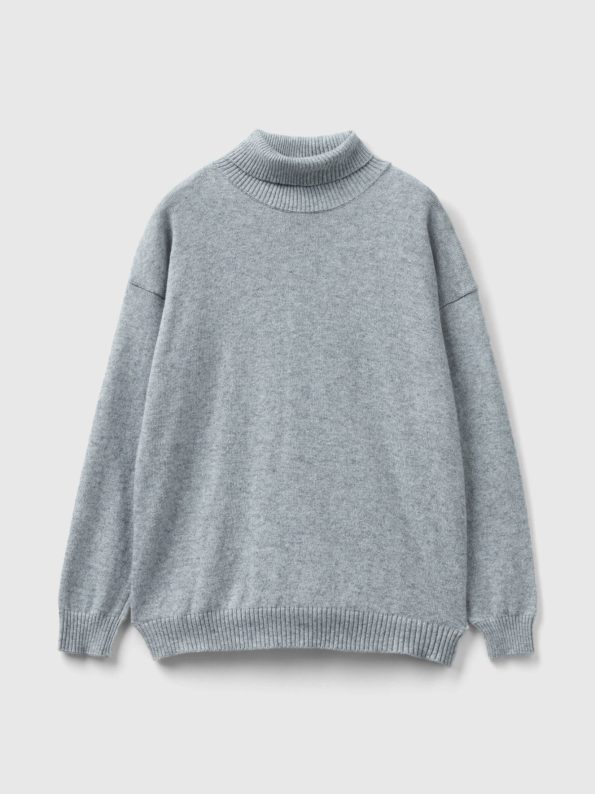 TURTLENECK SWEATER IN CASHMERE AND WOOL BLEND