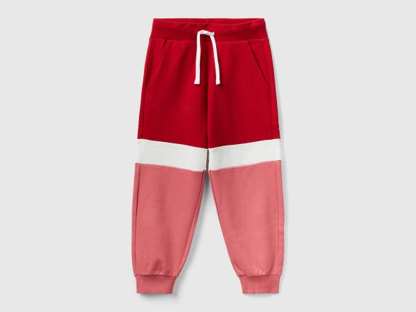 Long sweatpants in pure cotton with a loose fit