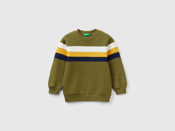 PULLOVER SWEATSHIRT WITH STRIPED BAND