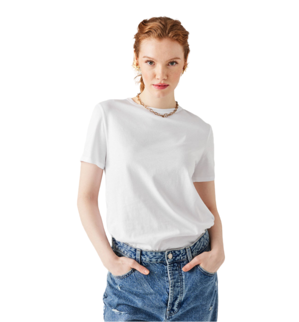 Plain short-sleeved top