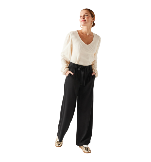 High-waist wideleg trousers