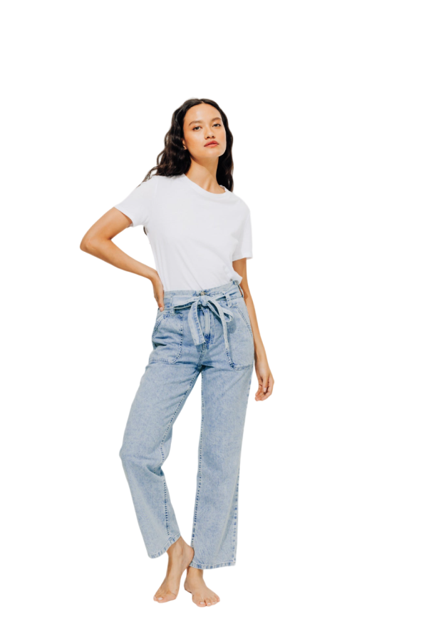 High-waist jeans