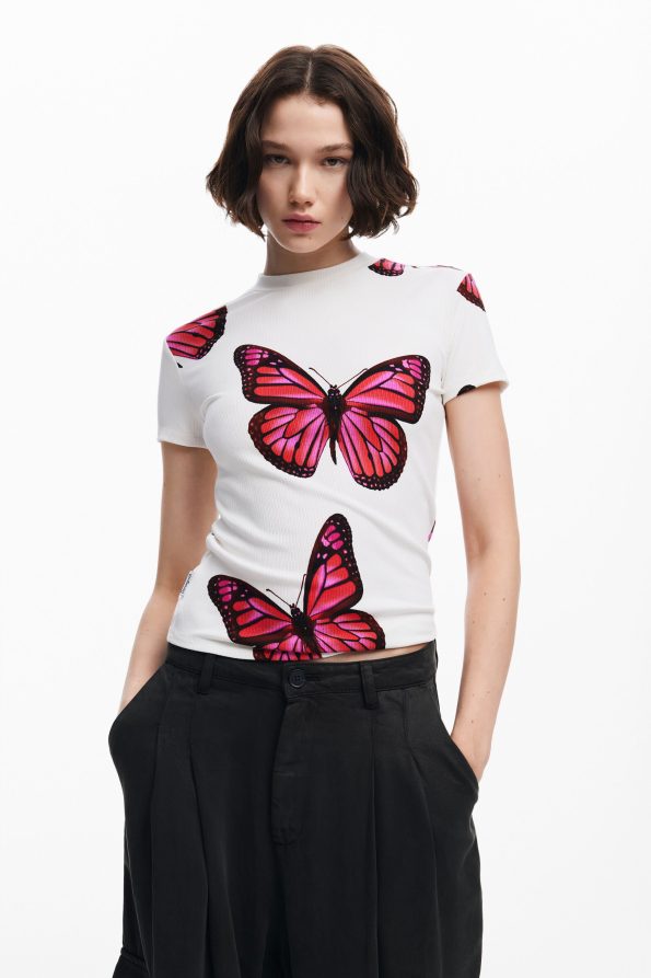 Short-sleeve butterfly T-shirt