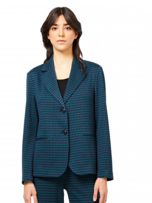 collar and two-button opening Blazer