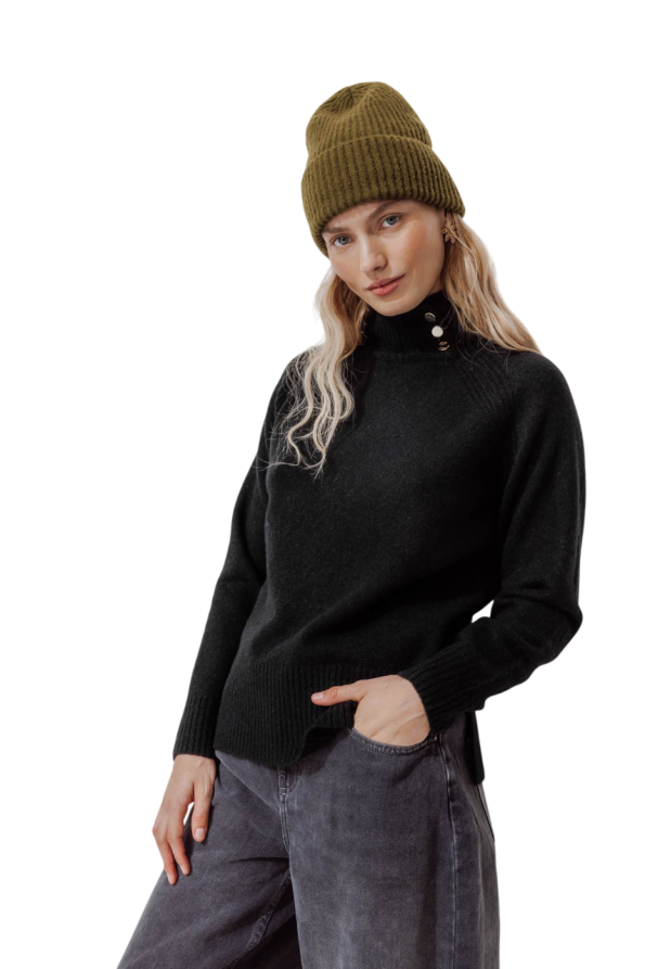 Raised neckline jumper