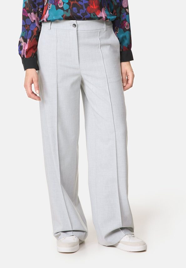 Wide Leg Pleat-Front Trousers